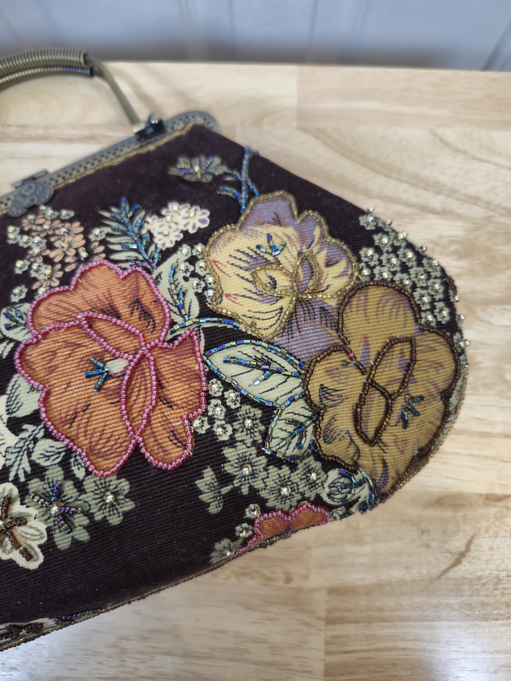 Vintage Beaded Floral Tapestry Frame Bag Whimsigoth Cottagecore Kiss Lock Purse - Picture 6 of 6